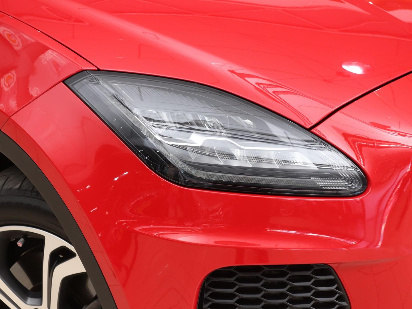 2019 Jaguar E-Pace P250 AWD R-Dynamic SE First Edition image 5
