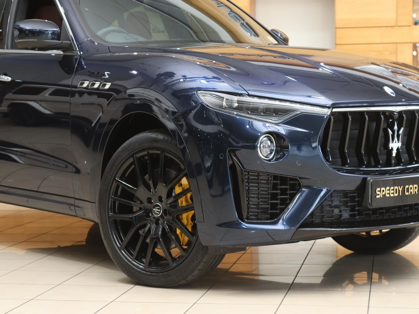 2022 Maserati Levante Modena S image 2