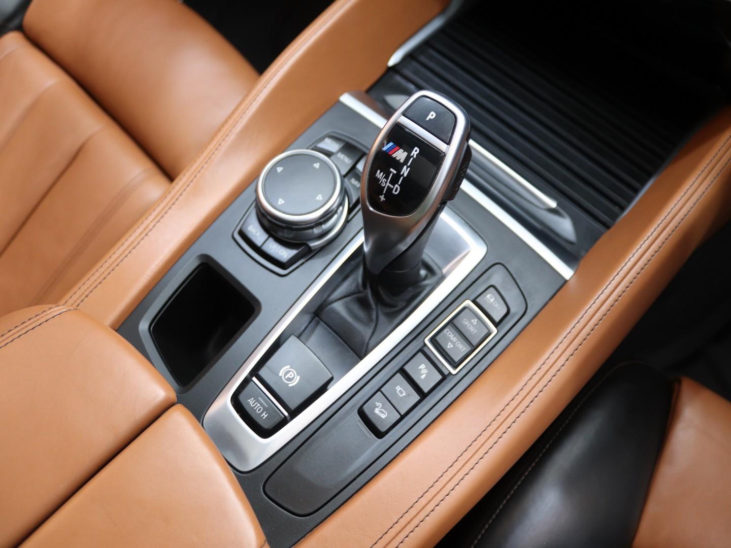 2015 BMW X6 M50d image 12