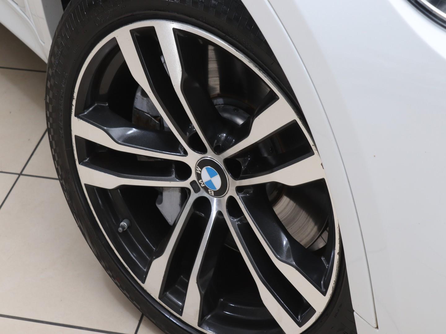 2015 BMW X6 M50d image 6