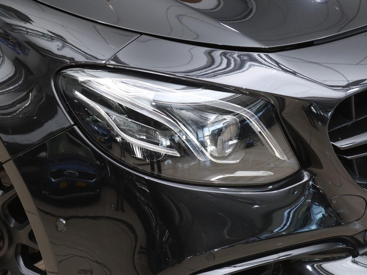 2019 Mercedes-AMG E-Class E63 S 4Matic+ image 4