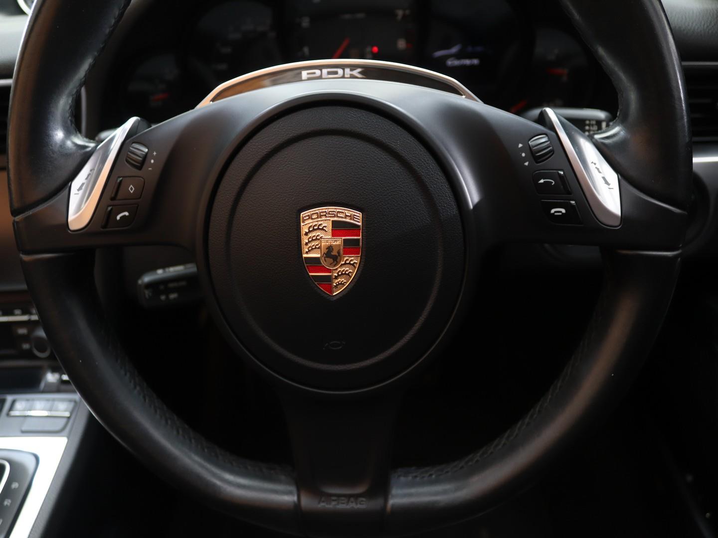 2013 Porsche 911 Carrera Cabriolet Auto image 11