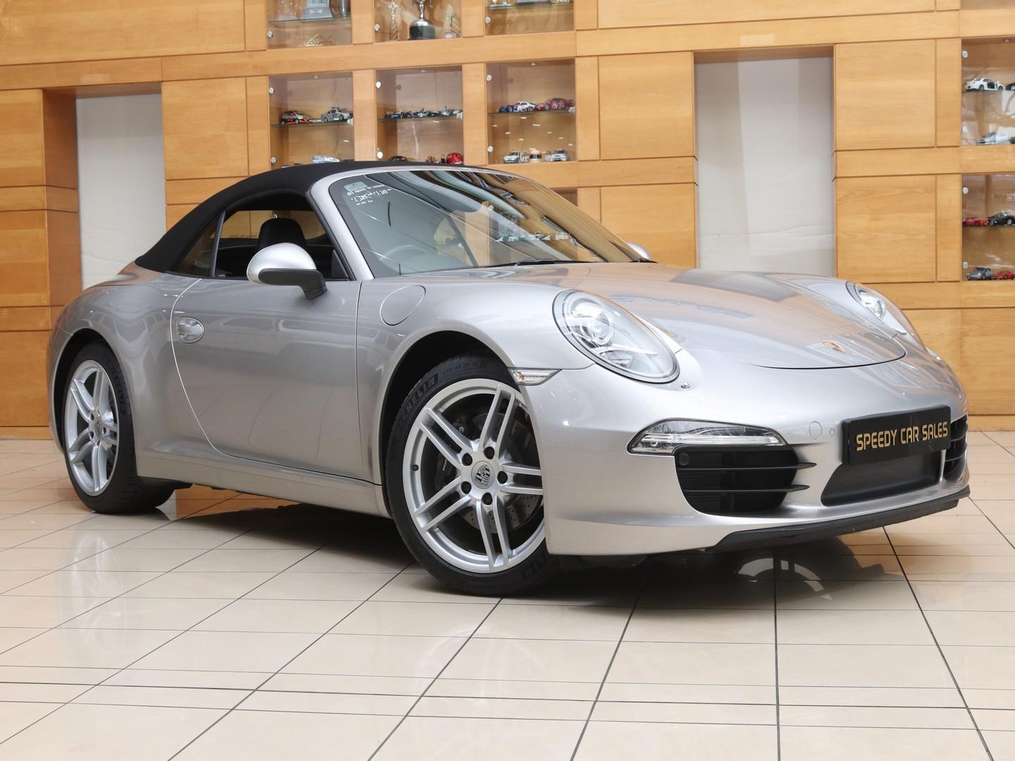 2013 Porsche 911 Carrera Cabriolet Auto image 4