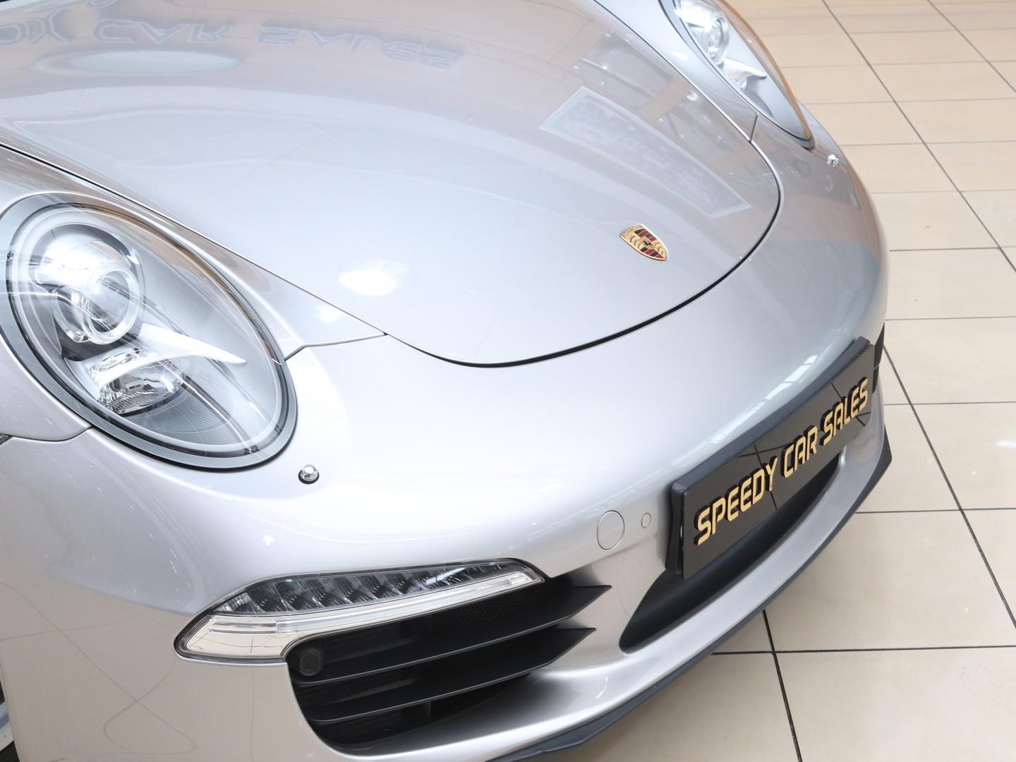 2013 Porsche 911 Carrera Cabriolet Auto image 7