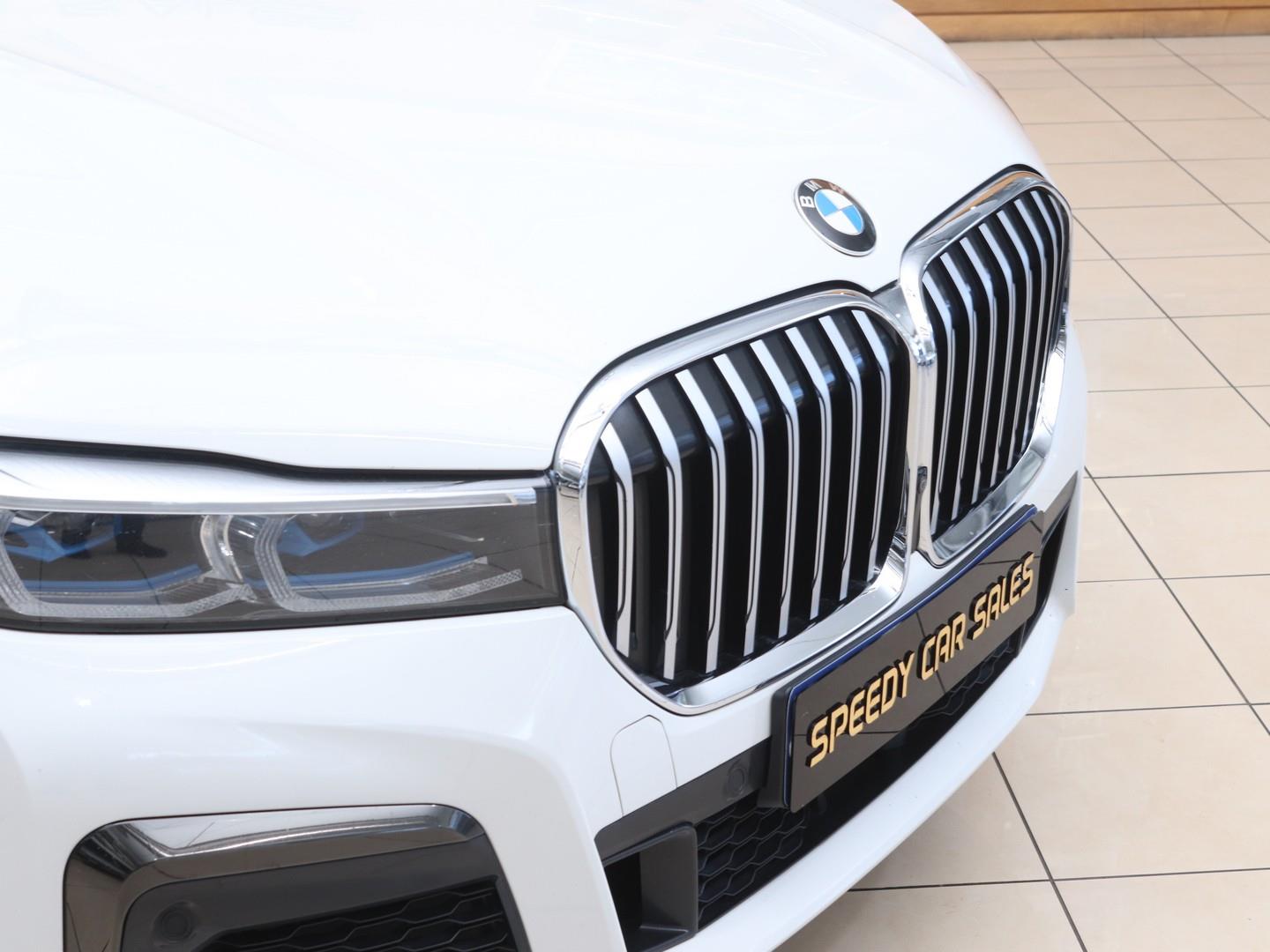 2020 BMW 7 Series 750Li xDrive M Sport image 5