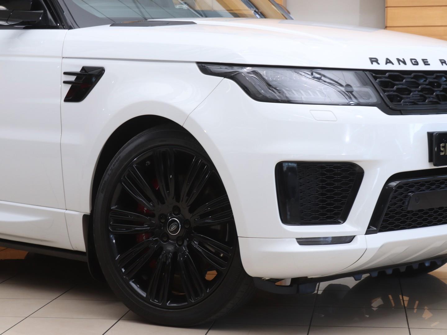 2018 Land Rover Range Rover Sport HSE Dynamic Supercharged image 2