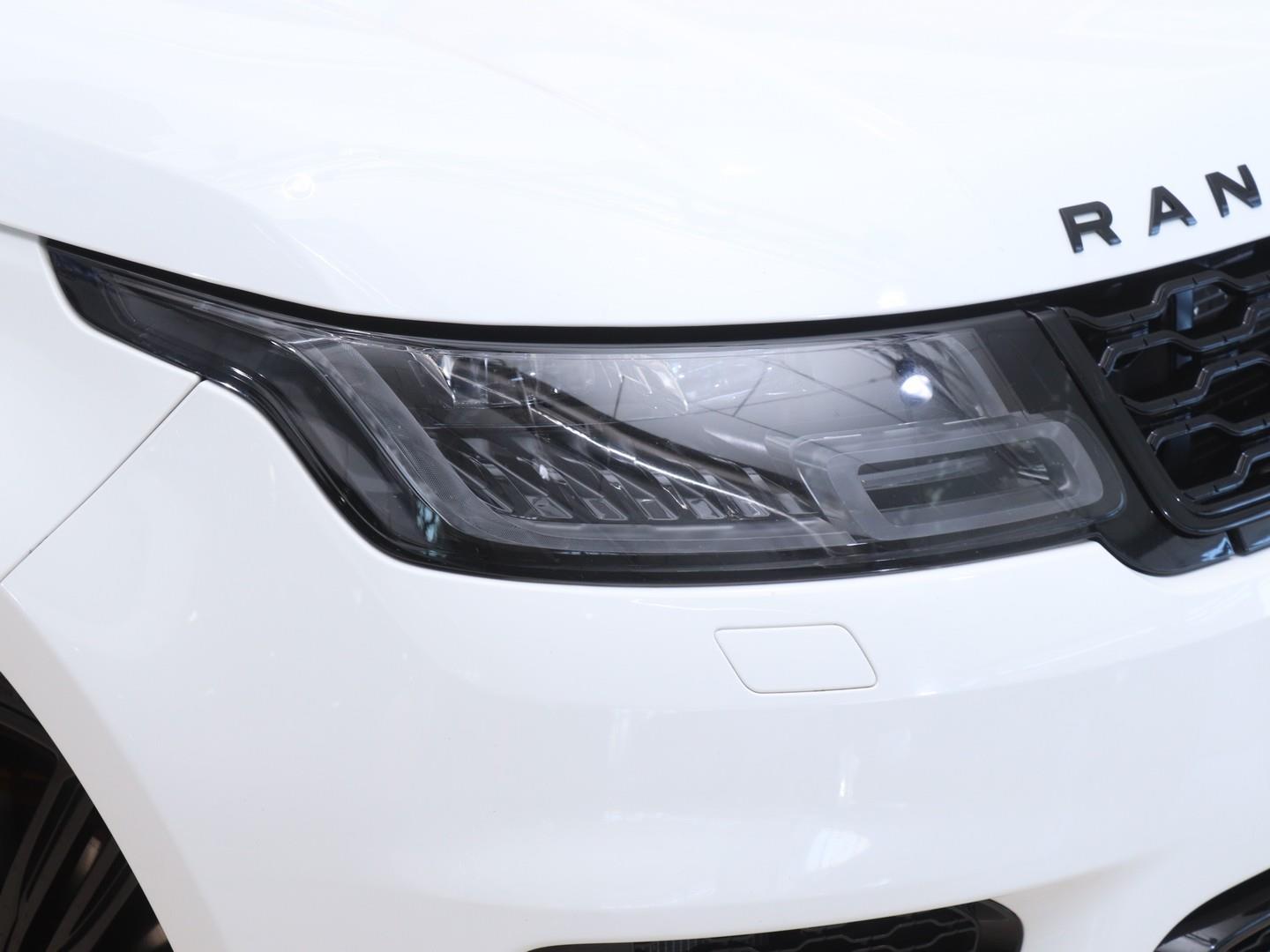 2018 Land Rover Range Rover Sport HSE Dynamic Supercharged image 4