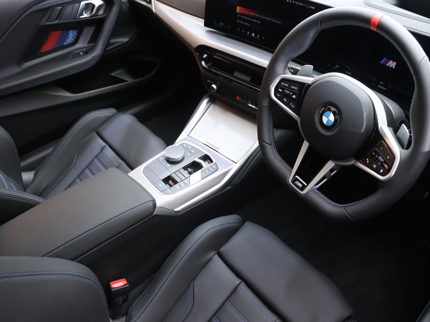 2026 BMW 2 Series M240i xDrive Coupe image 10