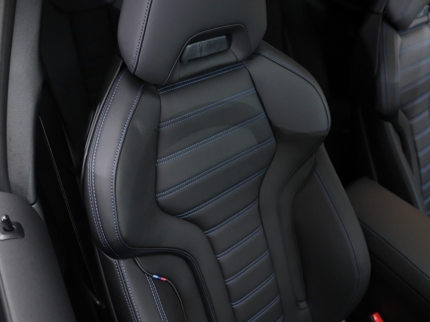 2026 BMW 2 Series M240i xDrive Coupe image 9
