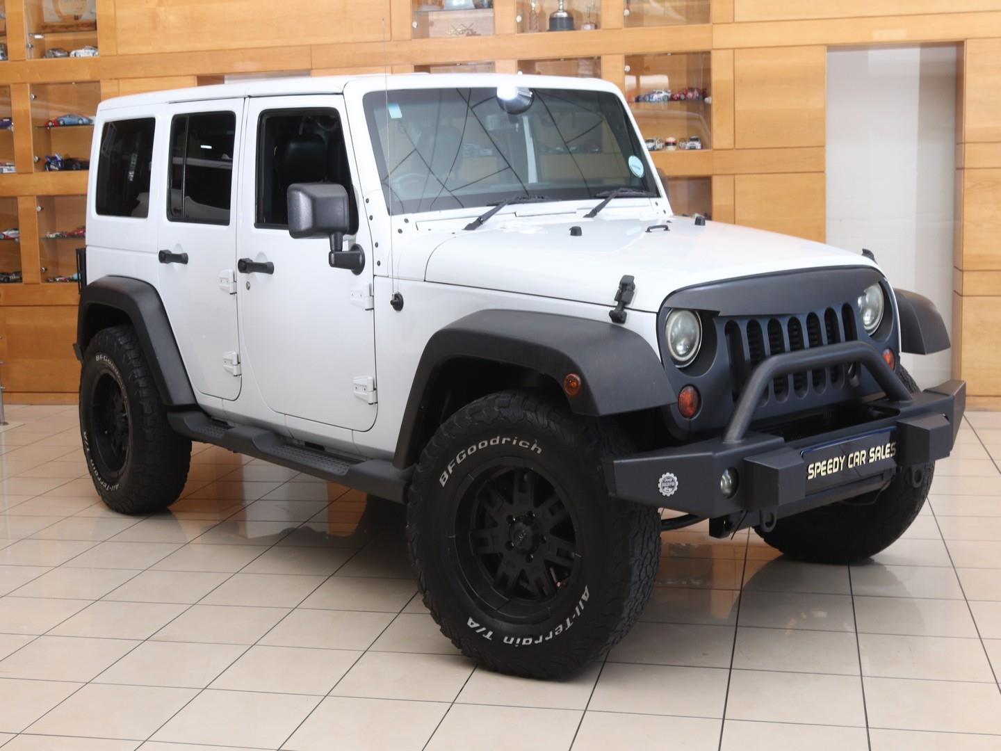 2012 Jeep Wrangler Unlimited 2.8CRD Sahara image 3