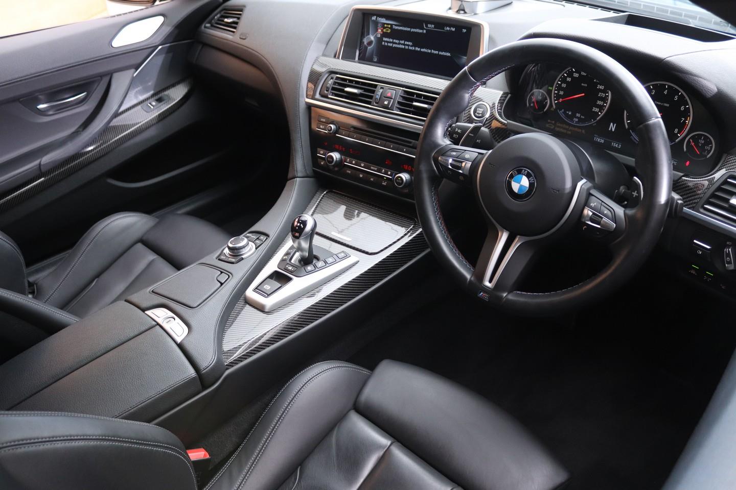 2014 BMW M6 Coupe Competition image 10