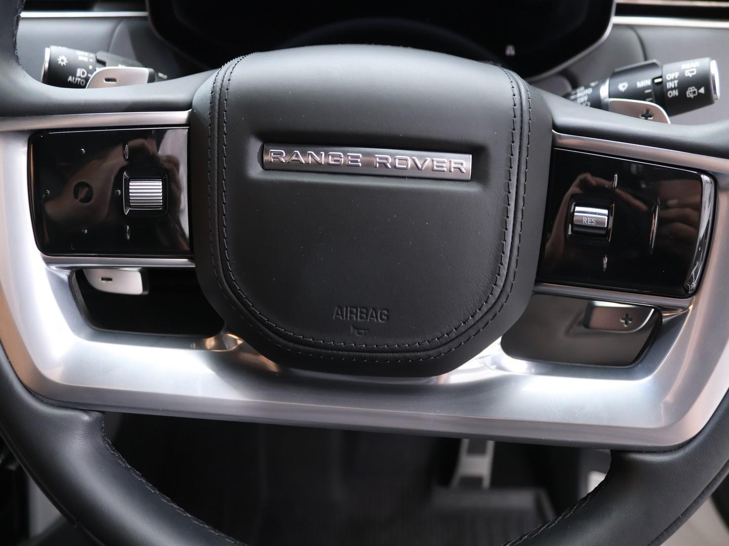 2024 Land Rover Range Rover D350 HSE image 11