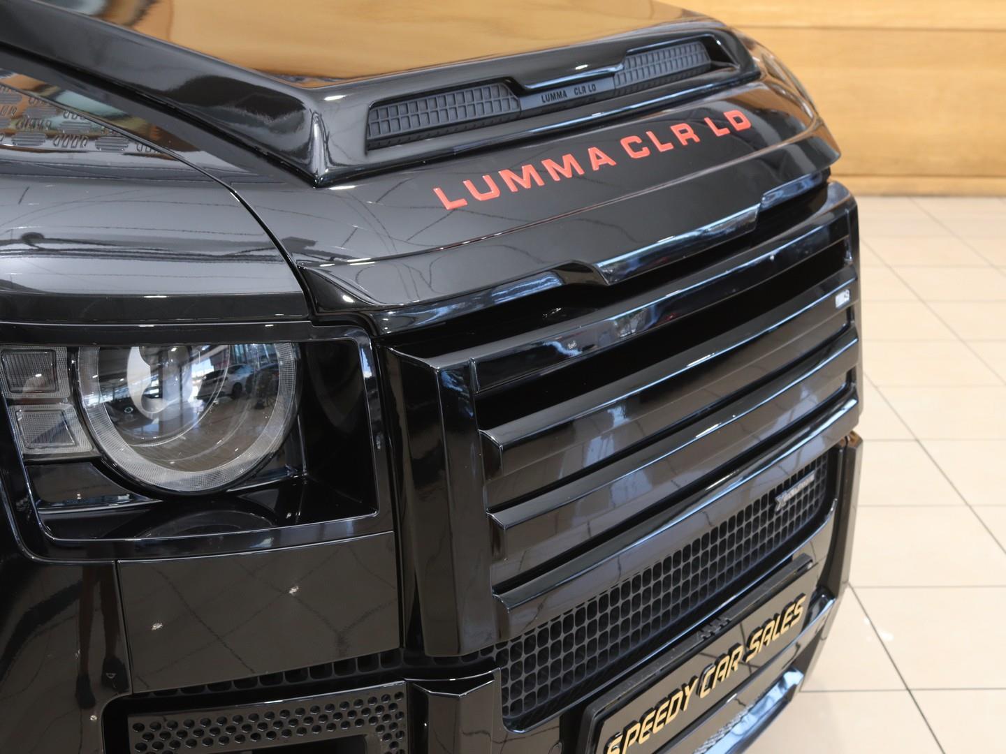 2022 Land Rover Defender 110 D300 X-Dynamic HSE image 5