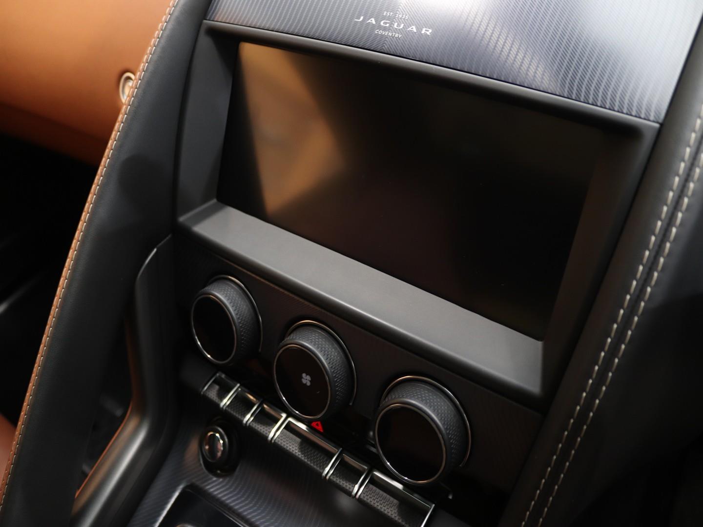 2021 Jaguar F-Type P380 R-Dynamic Coupe image 12