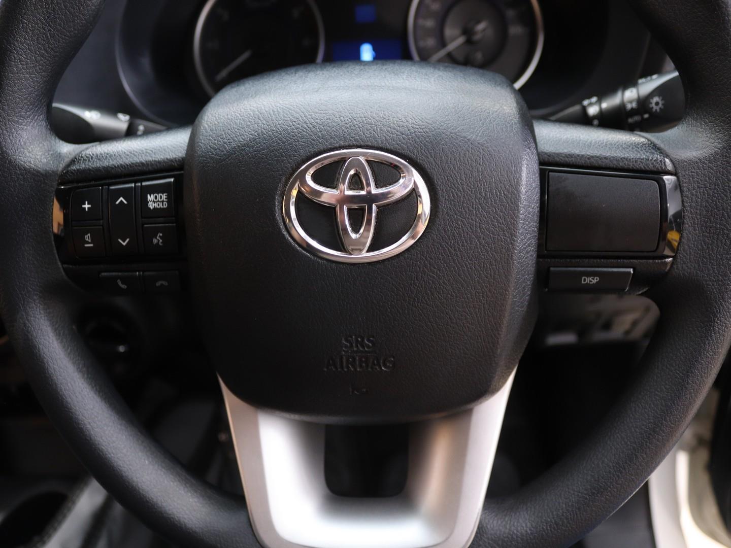 2019 Toyota Hilux 2.4GD-6 Double Cab 4x4 SRX Auto image 10