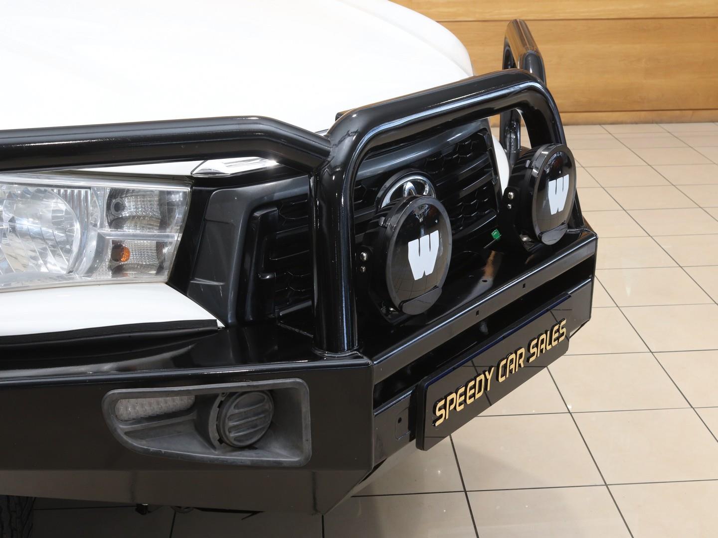 2019 Toyota Hilux 2.4GD-6 Double Cab 4x4 SRX Auto image 5