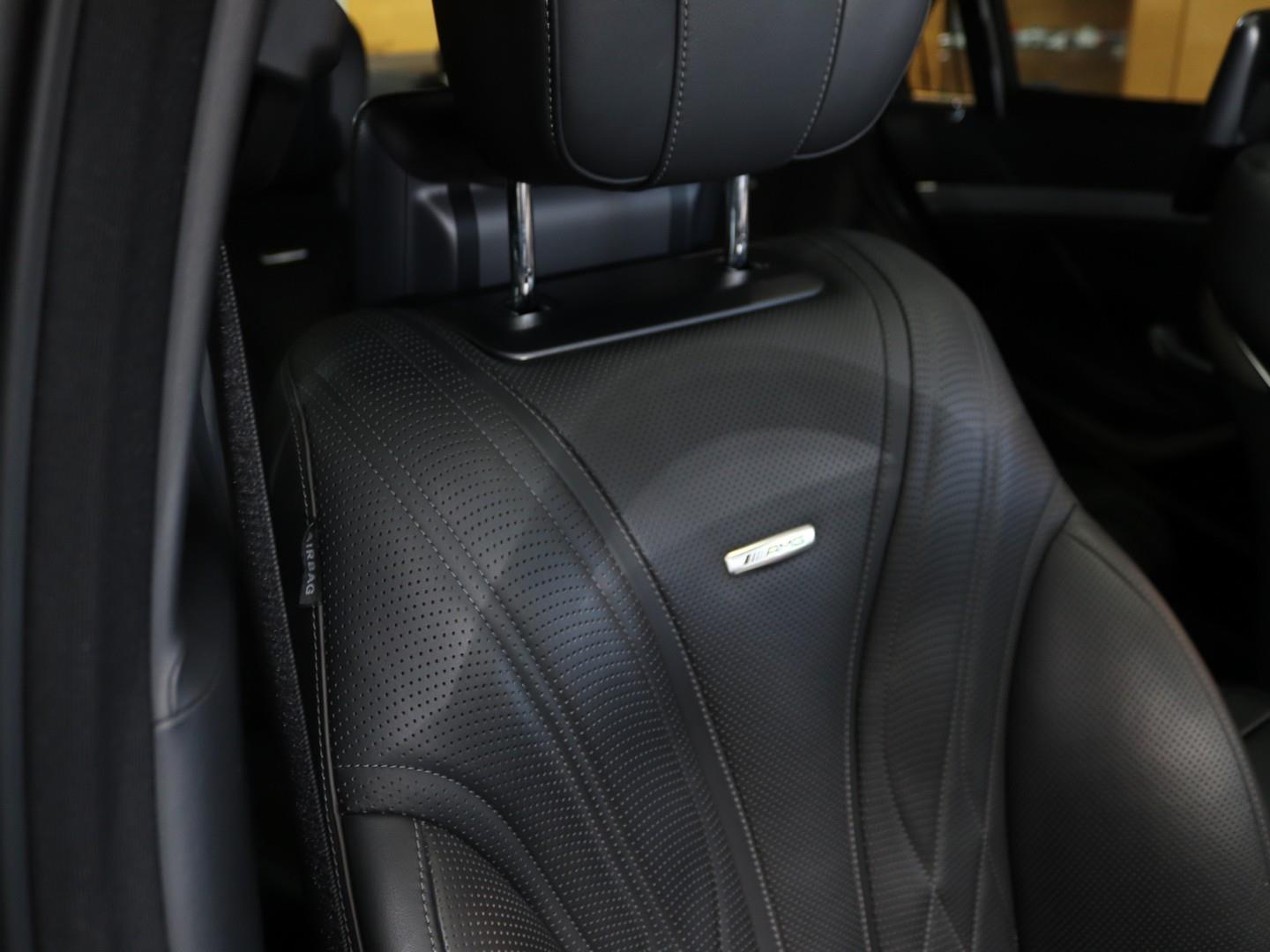 2015 Mercedes-AMG S-Class S65 image 10
