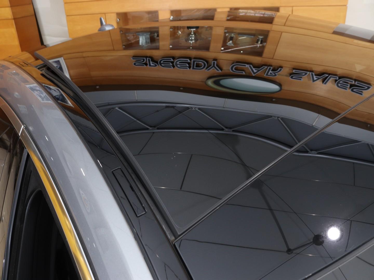 2015 Mercedes-AMG S-Class S65 image 9