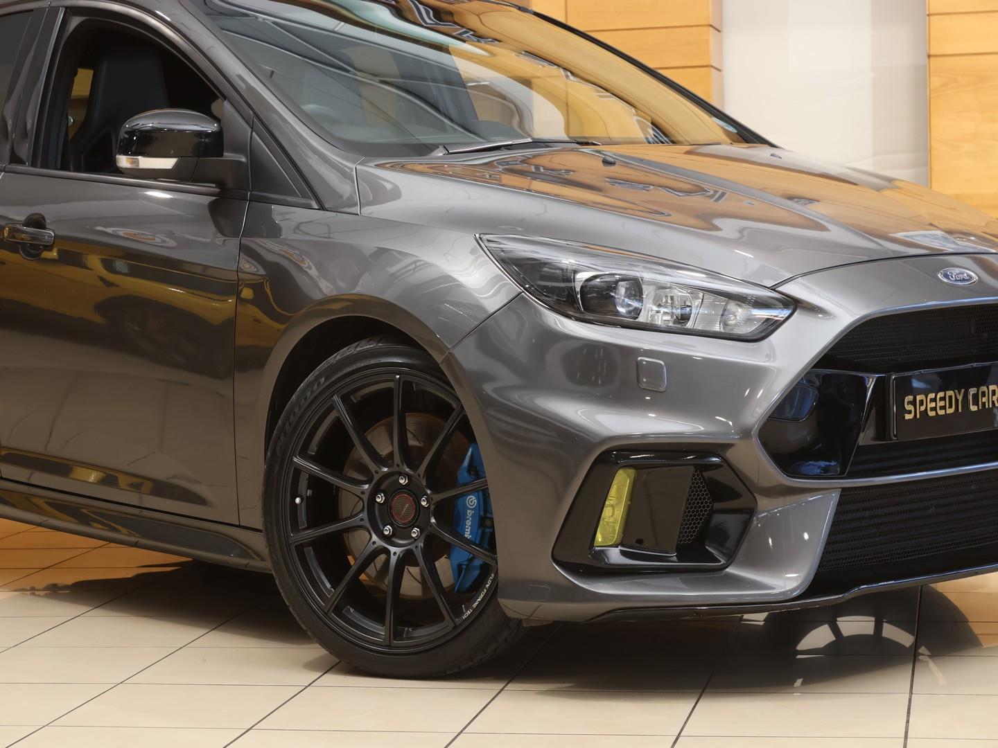 2016 Ford Focus RS image 2