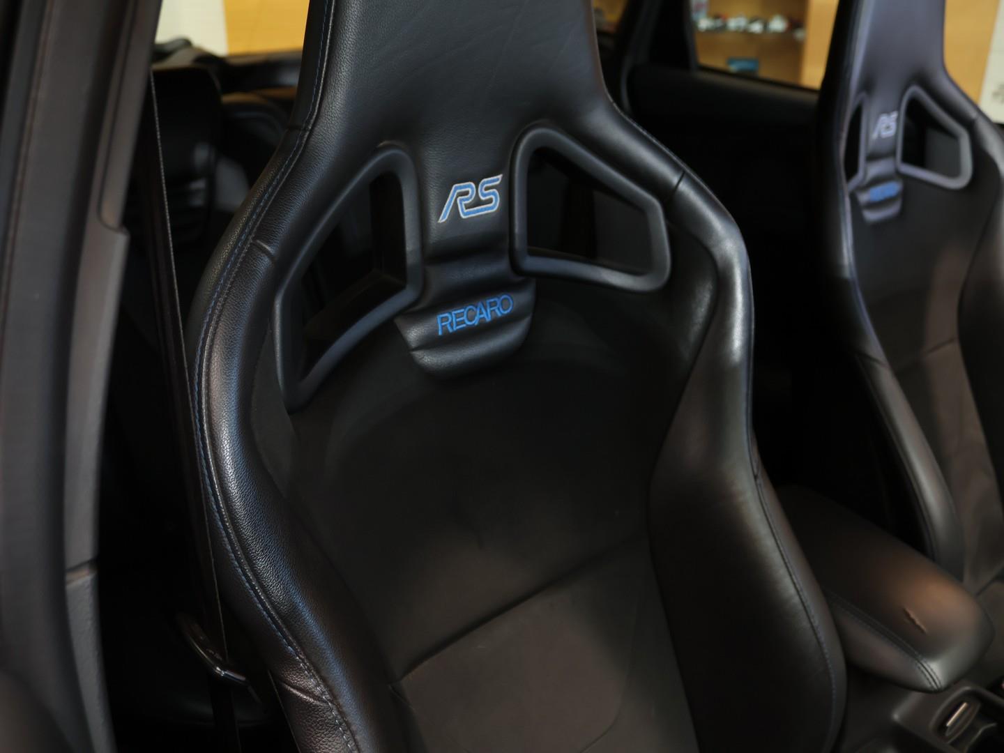 2016 Ford Focus RS image 8