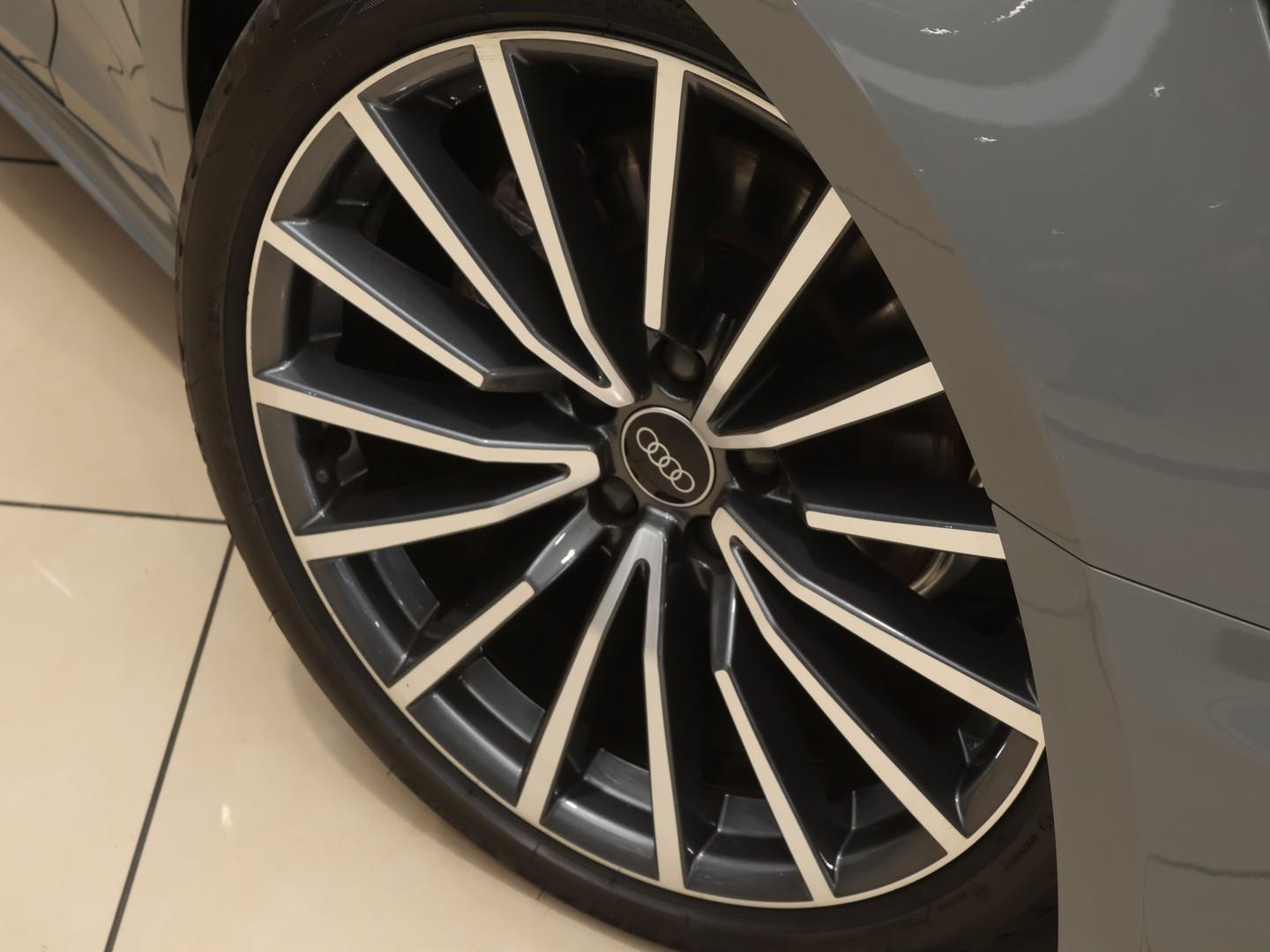 2022 Audi A5 Sportback 40TFSI S Line image 6
