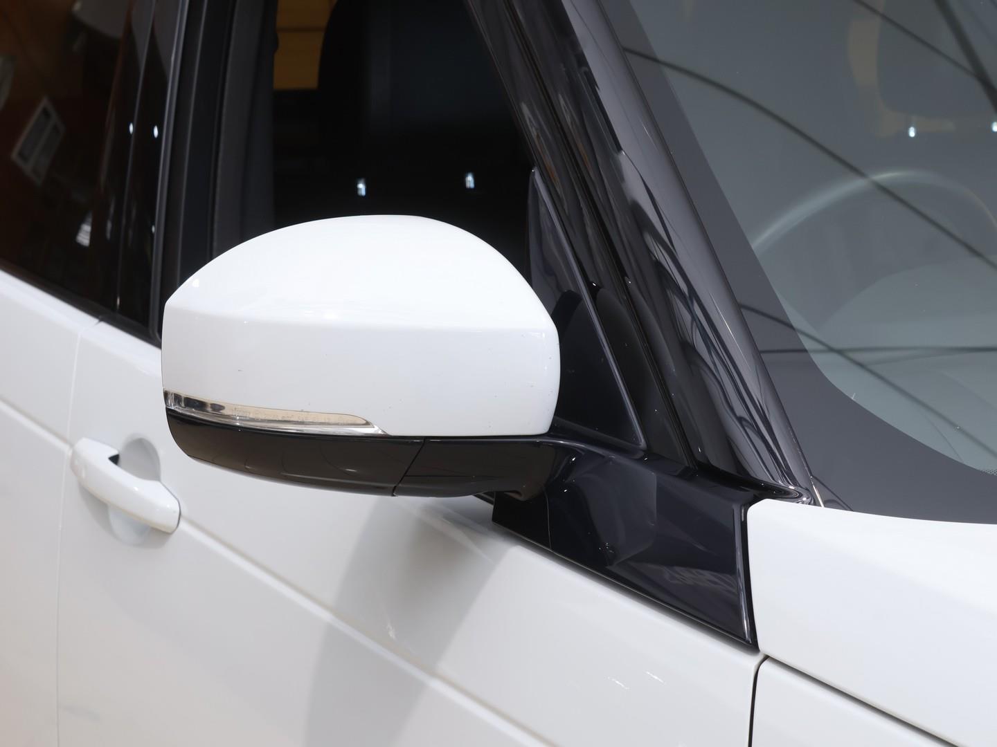 2021 Land Rover Discovery HSE Td6 image 8