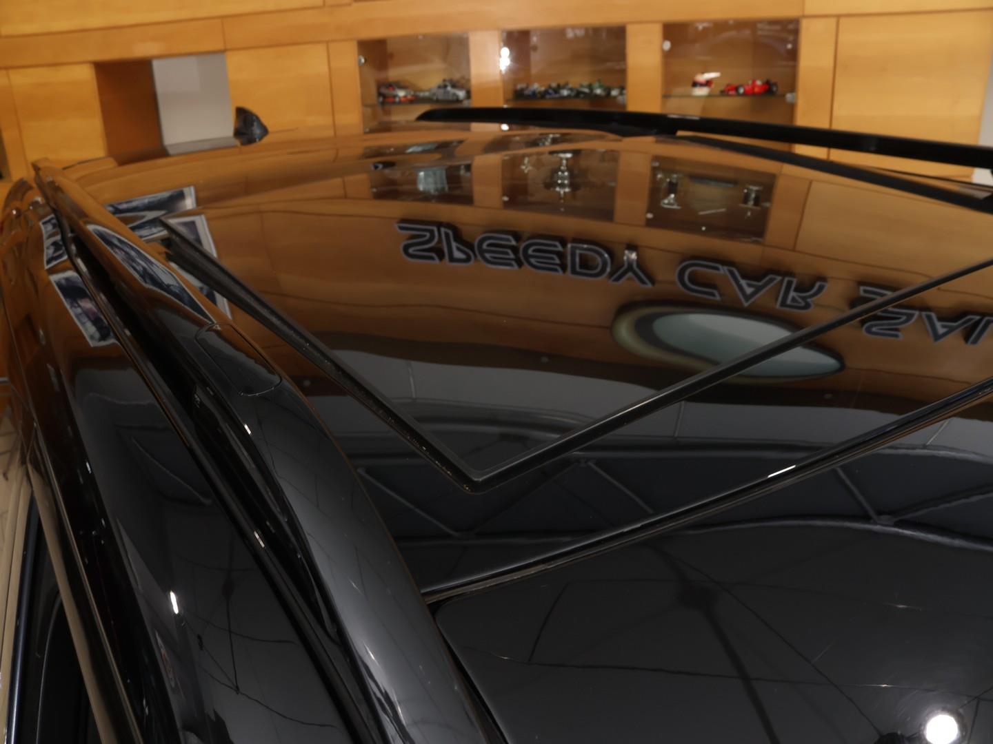 2021 Land Rover Discovery HSE Td6 image 9