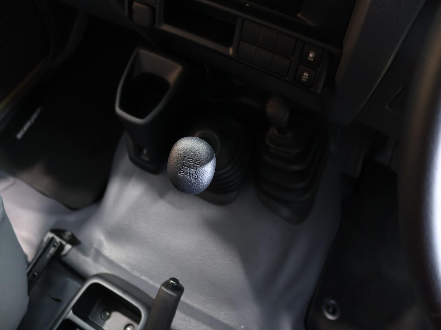 2026 Toyota Land Cruiser 79 2.8GD-6 Single Cab Manual image 12