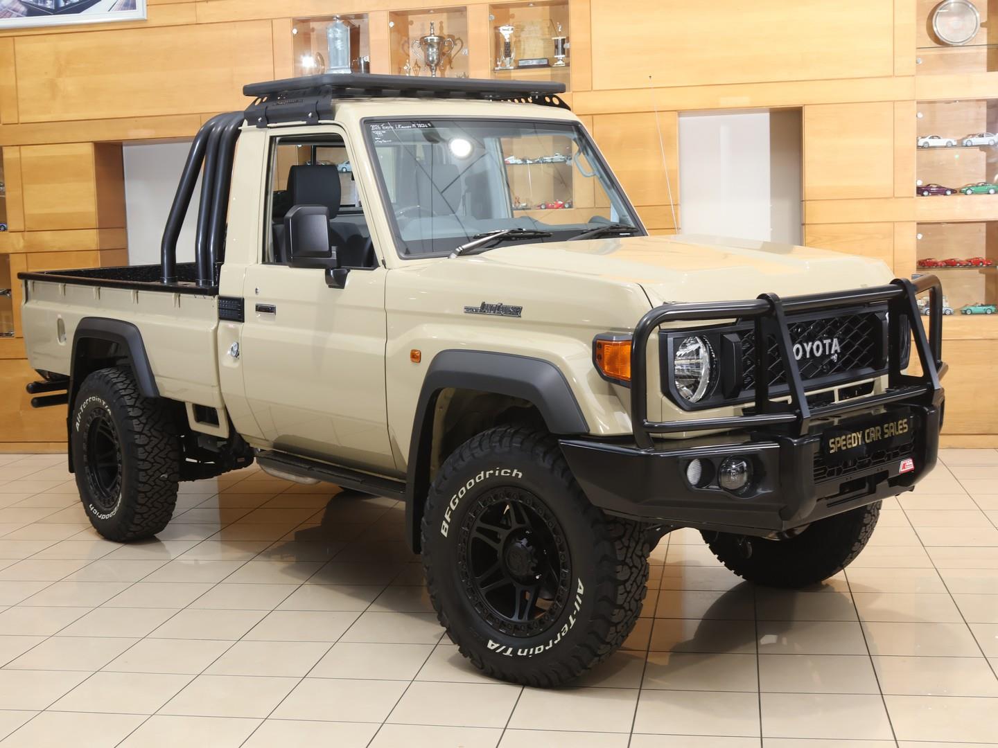 2026 Toyota Land Cruiser 79 2.8GD-6 Single Cab Manual image 3