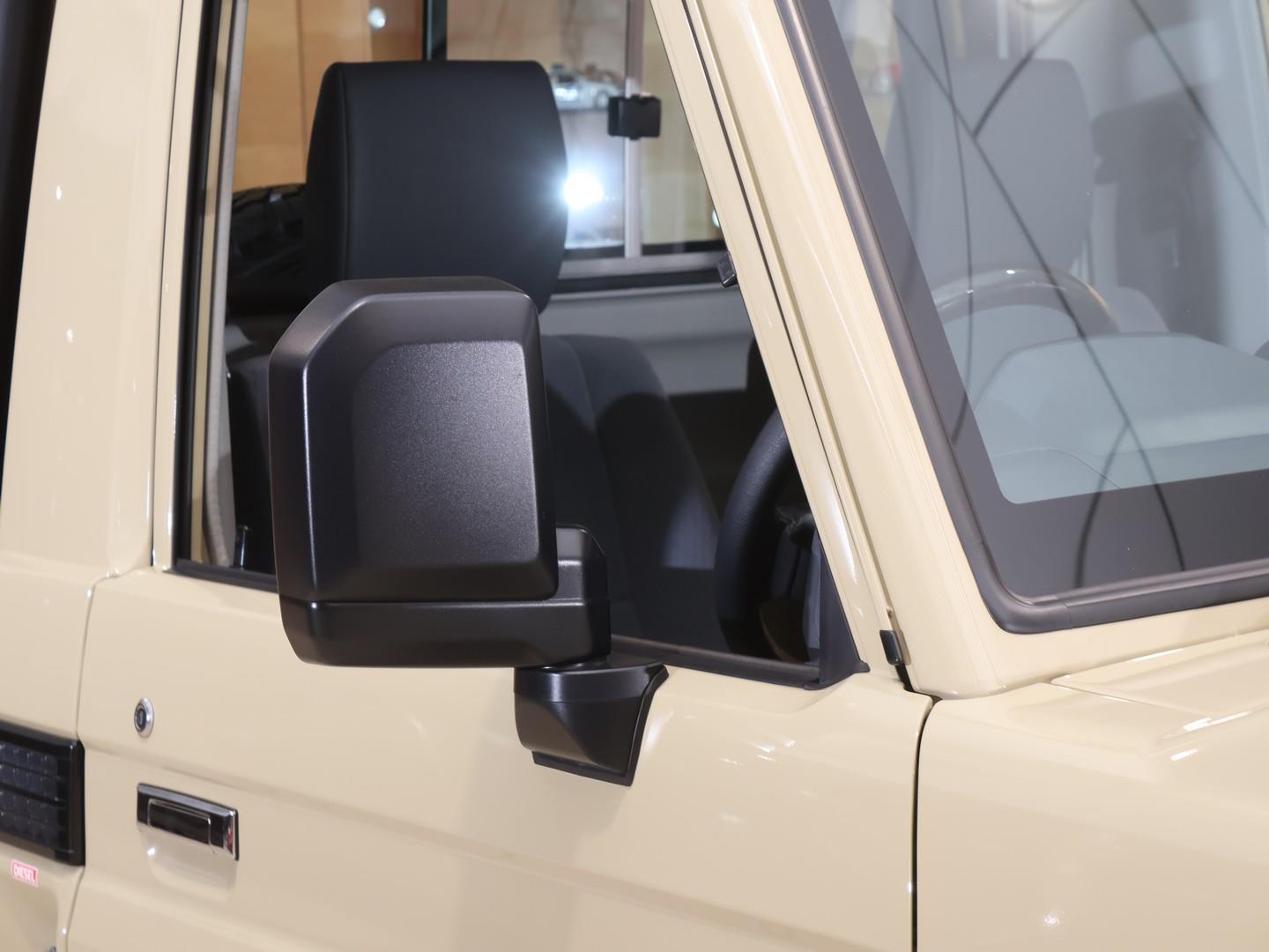 2026 Toyota Land Cruiser 79 2.8GD-6 Single Cab Manual image 7
