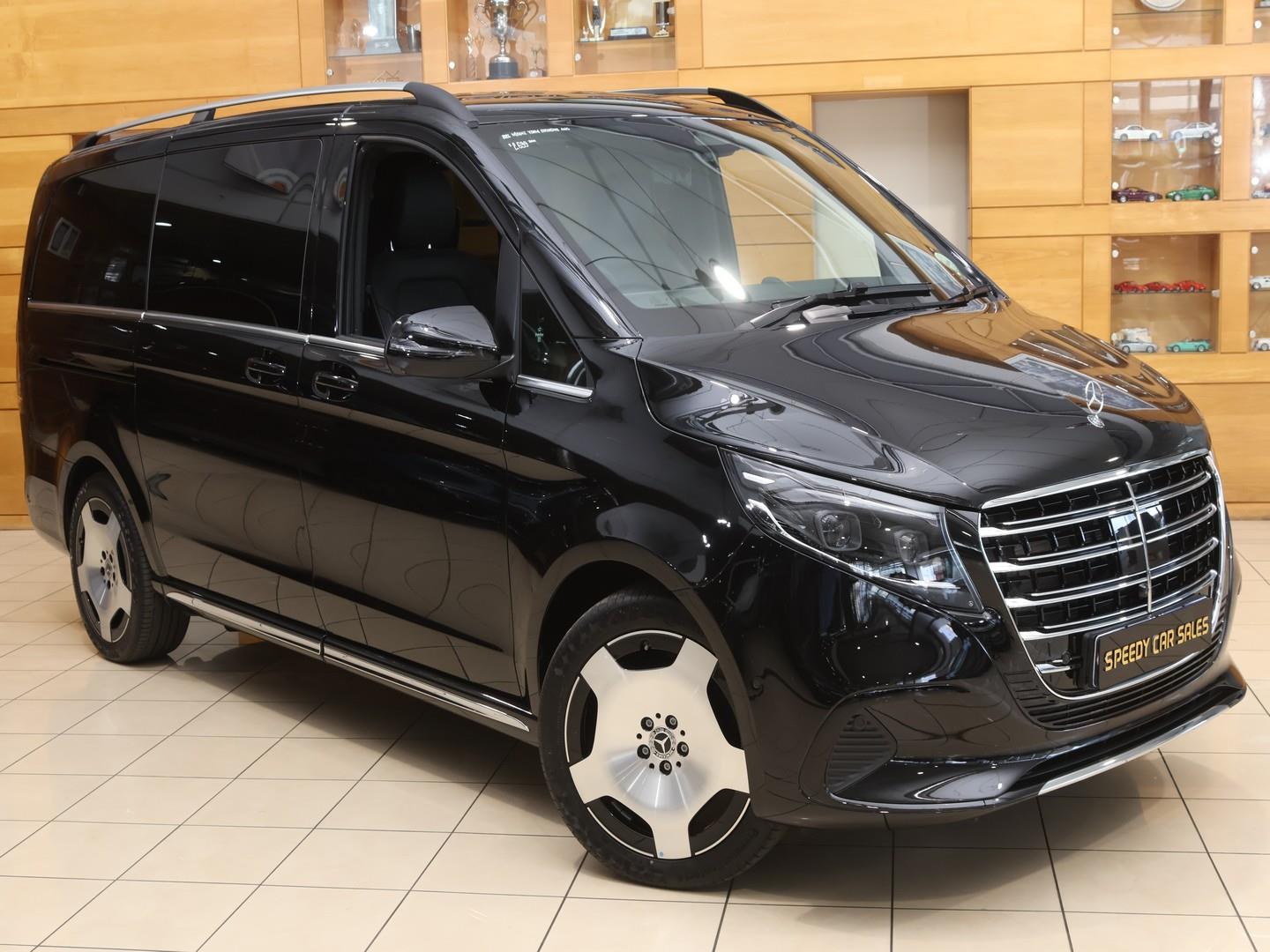 2026 Mercedes-Benz V-Class V300d Exclusive image 3