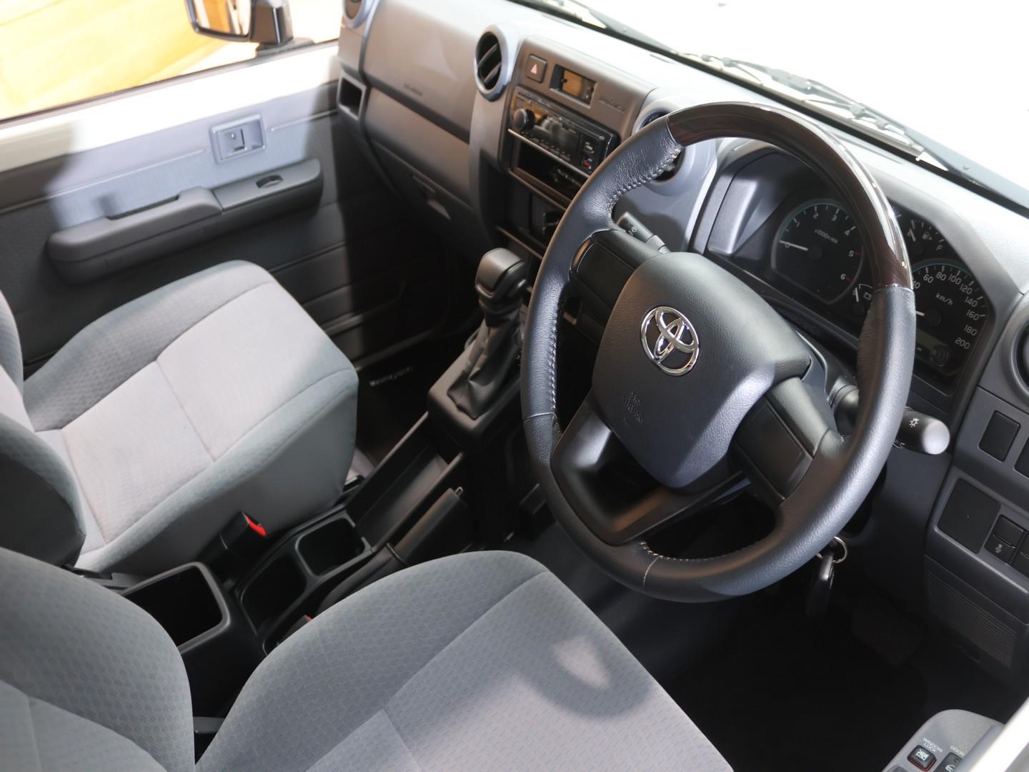 2026 Toyota Land Cruiser 79 2.8GD-6 Single Cab Auto image 9