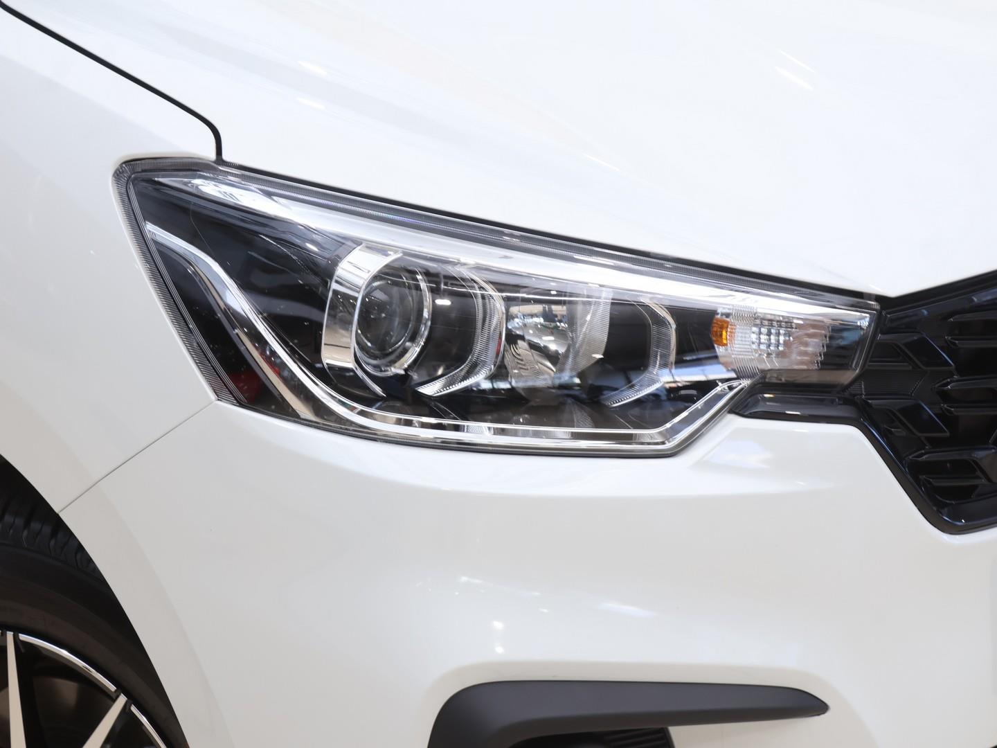 2026 Suzuki Ertiga 1.5 GA image 5