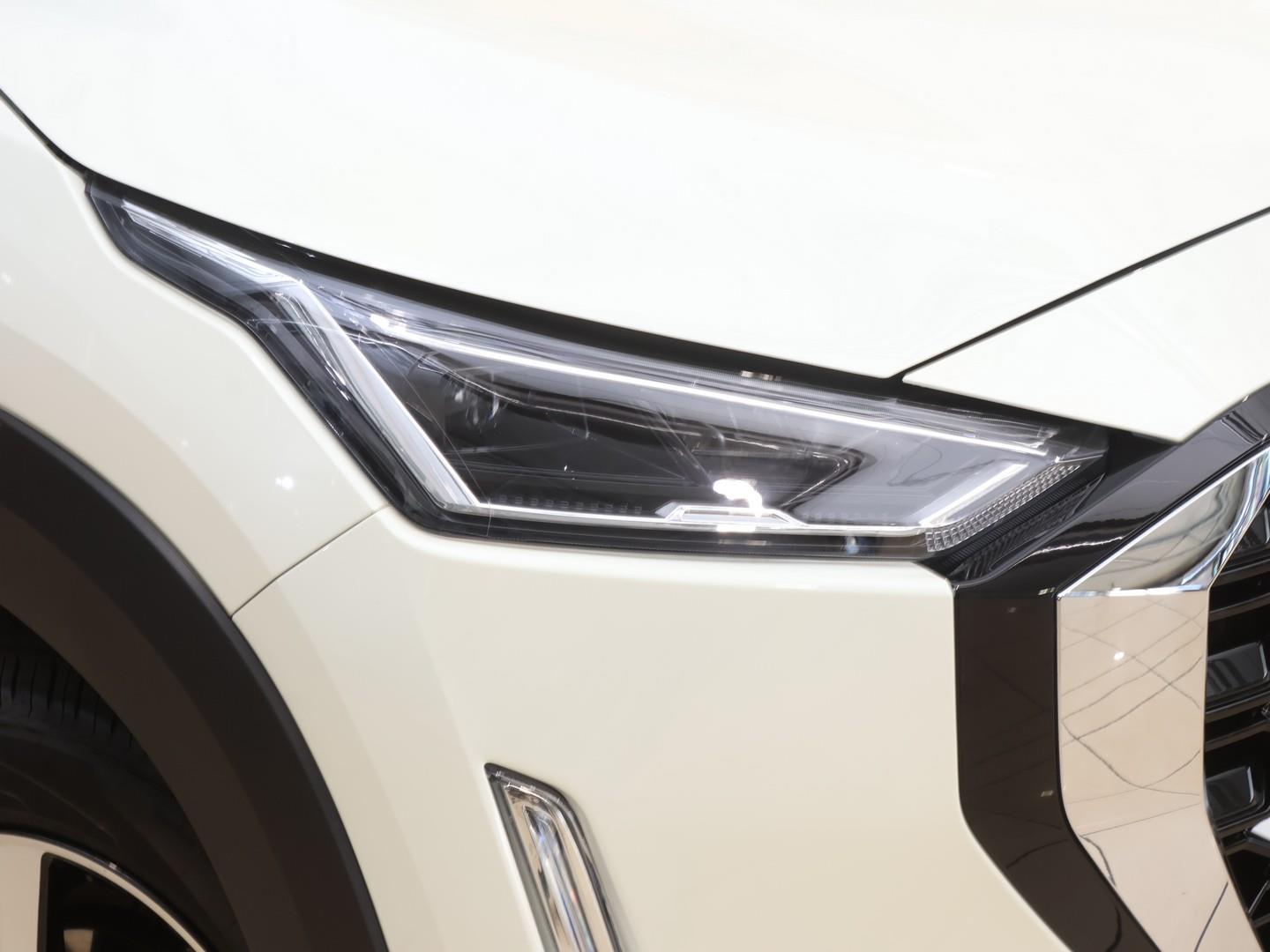 2026 Nissan Magnite 1.0 Turbo Acenta Auto image 4