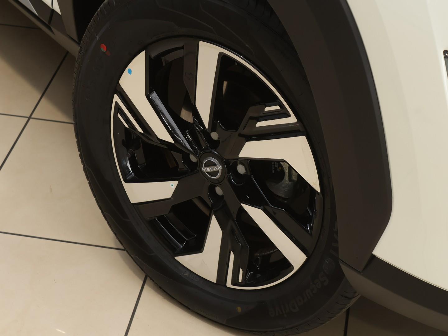 2026 Nissan Magnite 1.0 Turbo Acenta Auto image 6