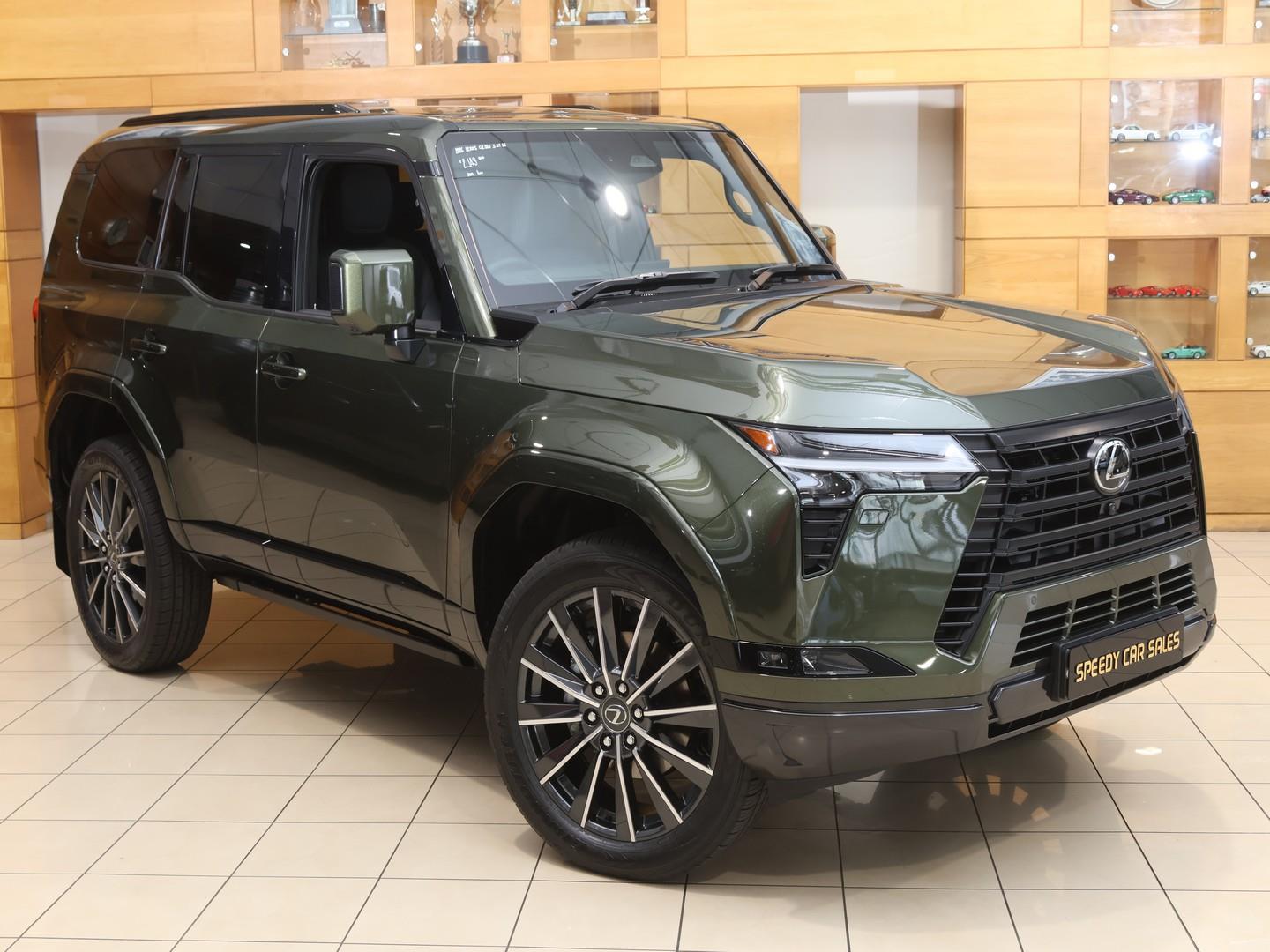 2026 Lexus GX 550 SE image 3