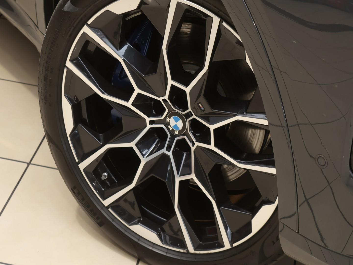 2023 BMW X7 xDrive M60I M Performance Pro (G07) image 6