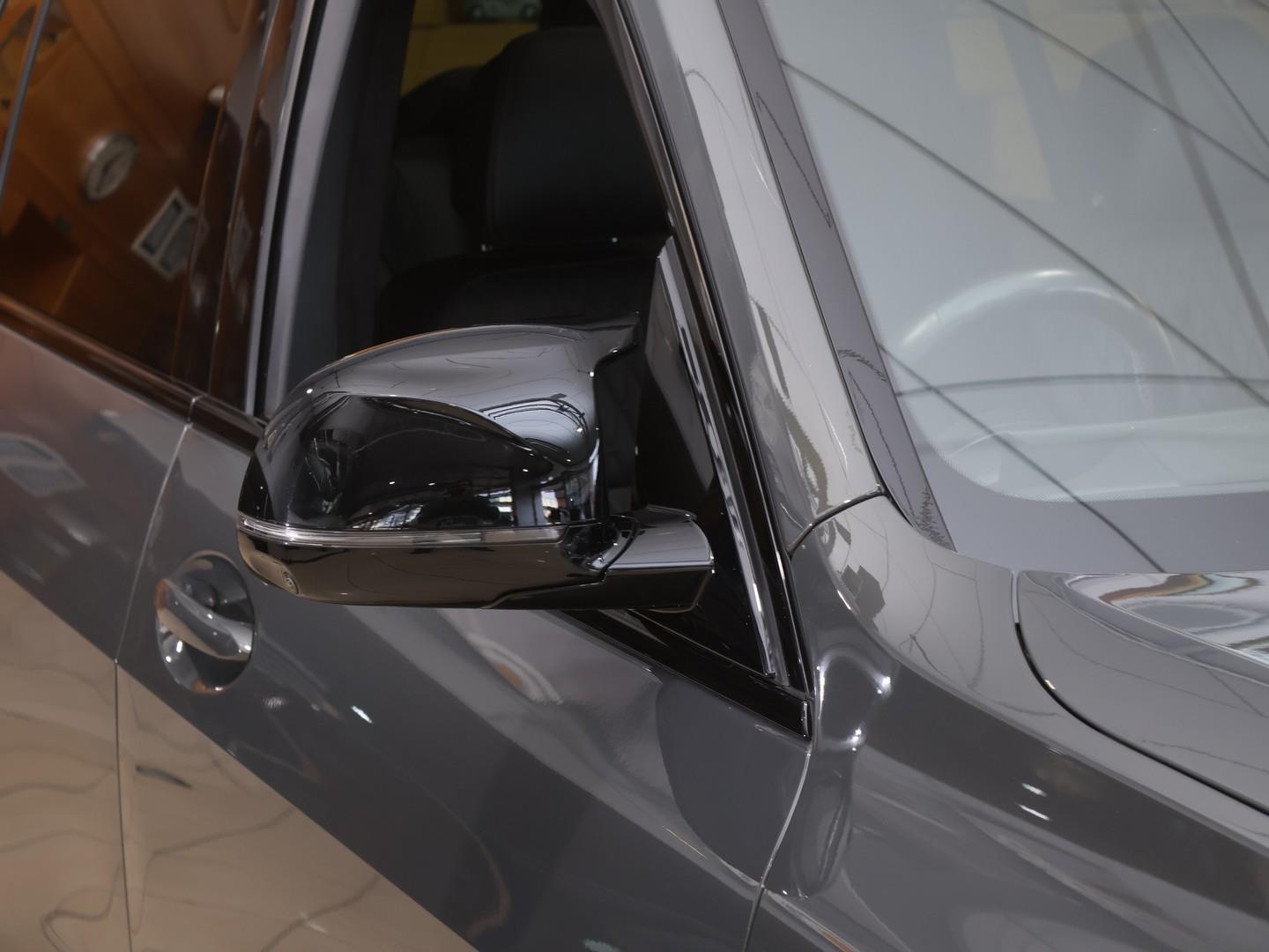 2023 BMW X7 xDrive M60I M Performance Pro (G07) image 7