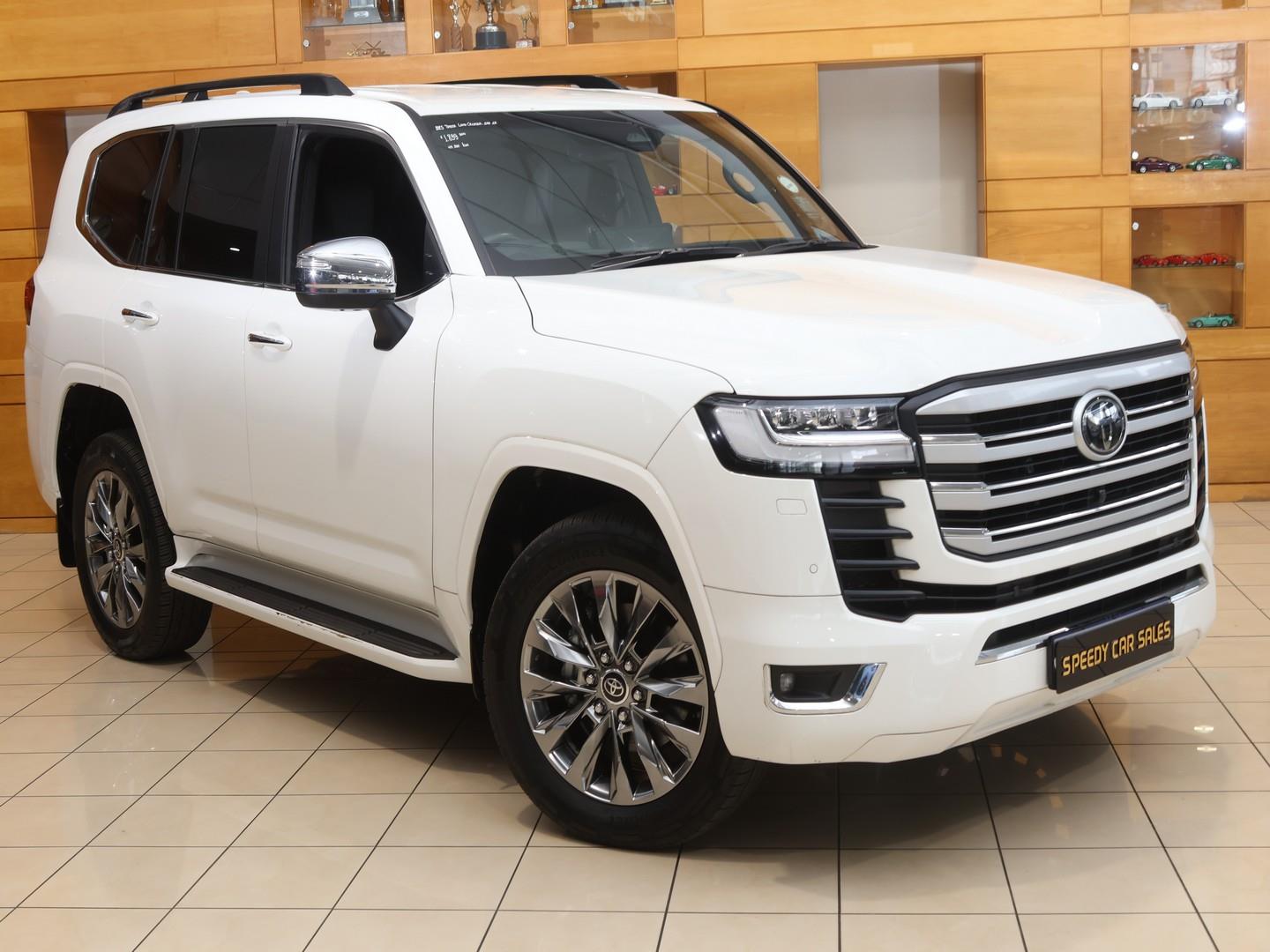 2025 Toyota Land Cruiser 300 3.3D ZX image 3