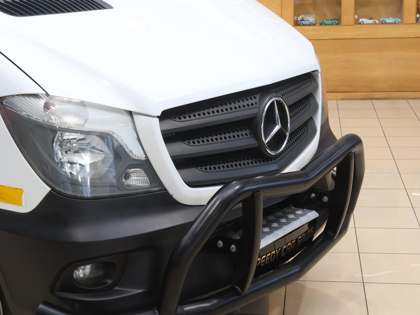 2016 Mercedes-Benz Sprinter 515 CDI image 6