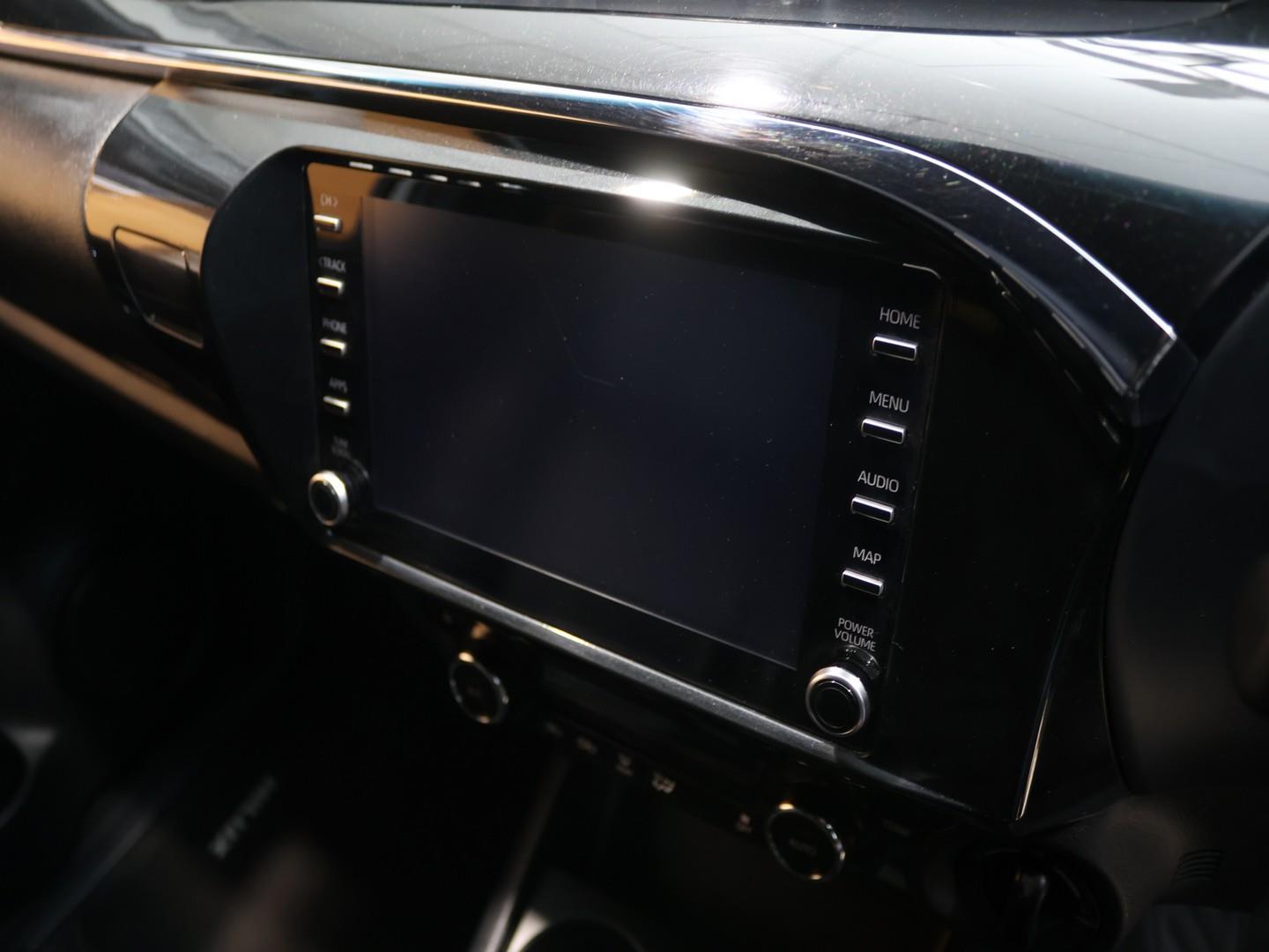 2020 Toyota Hilux 2.8GD-6 Double Cab 4x4 Legend 50 Auto image 11