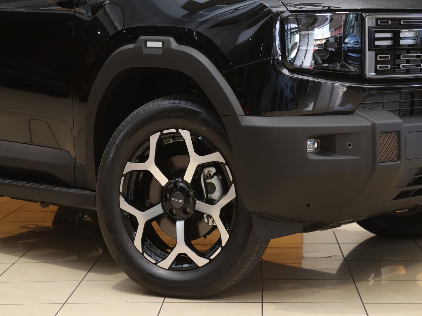 2026 Jetour T1 1.5T i-DM PHEV image 2