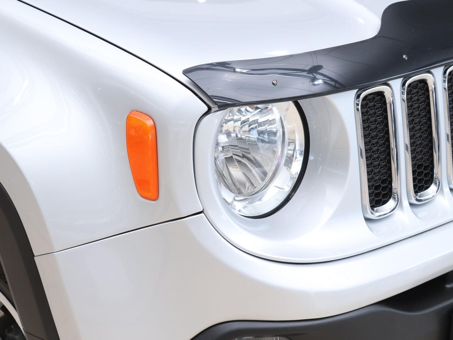 2016 Jeep Renegade 1.6L Multijet Limited image 4