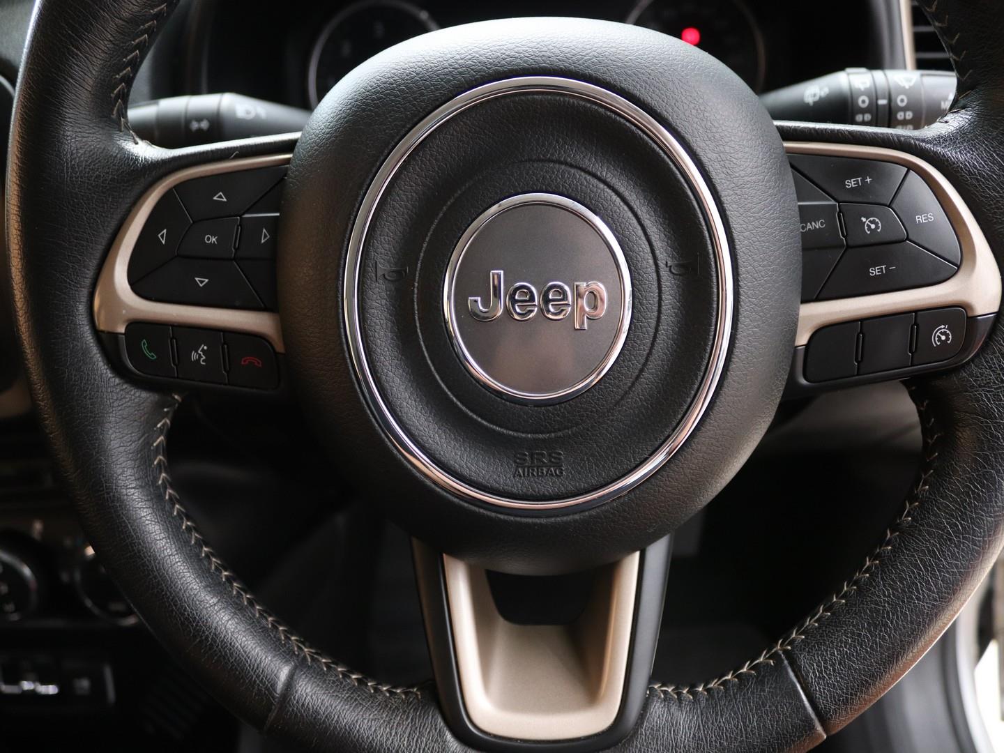 2016 Jeep Renegade 1.6L Multijet Limited image 9