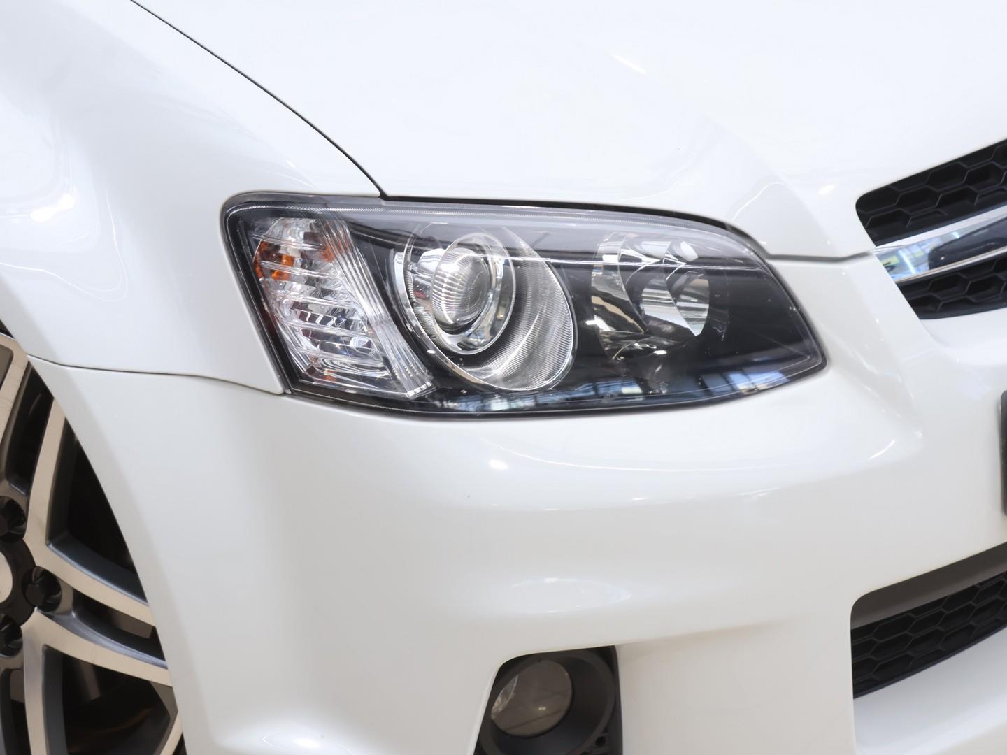 2011 Chevrolet Lumina Ute SSV image 5