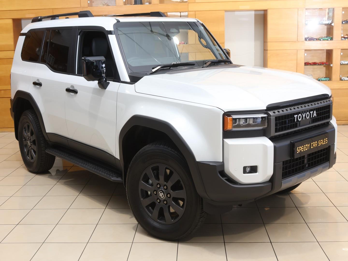 2026 Toyota Land Cruiser Prado 2.8GD VX-R image 3