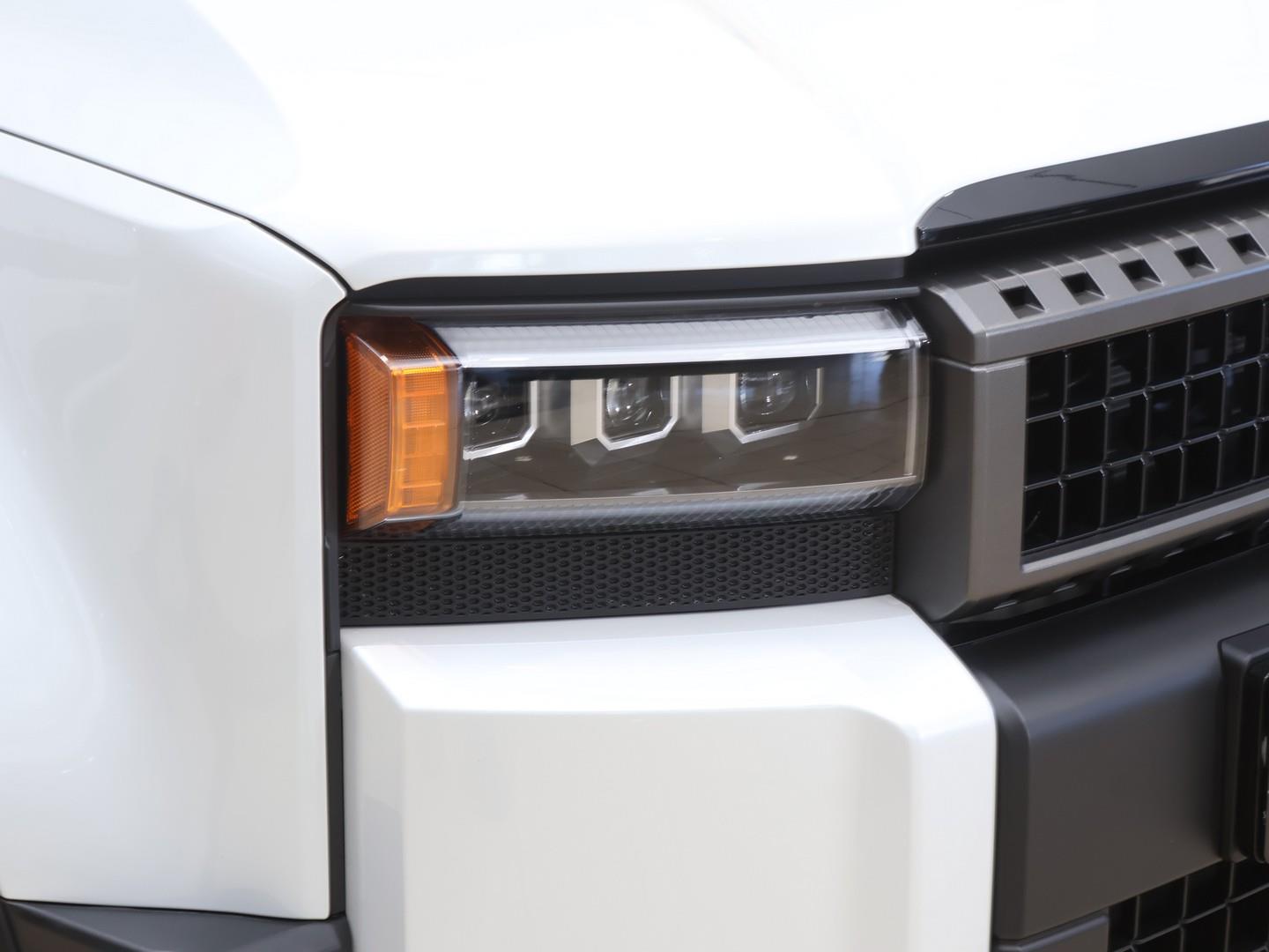2026 Toyota Land Cruiser Prado 2.8GD VX-R image 4