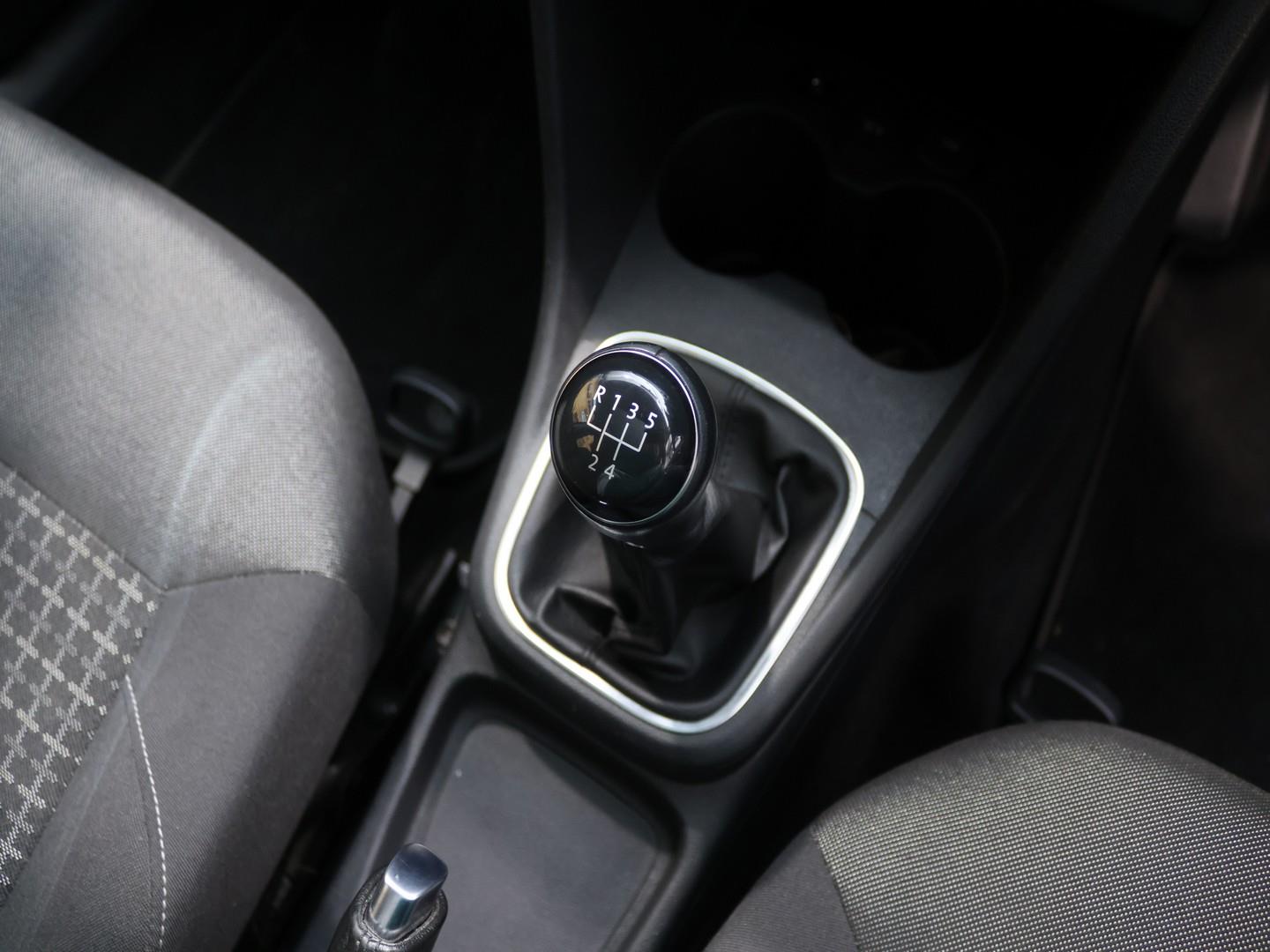 2017 Volkswagen Polo Hatch 1.2TSI Comfortline image 12
