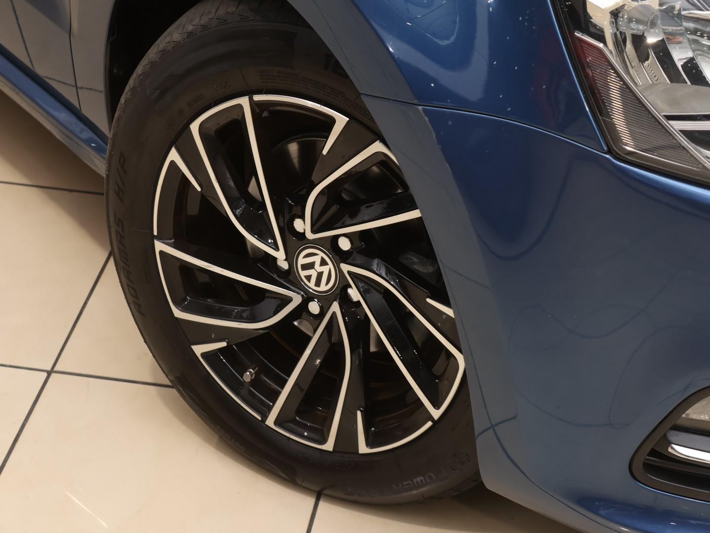 2017 Volkswagen Polo Hatch 1.2TSI Comfortline image 4