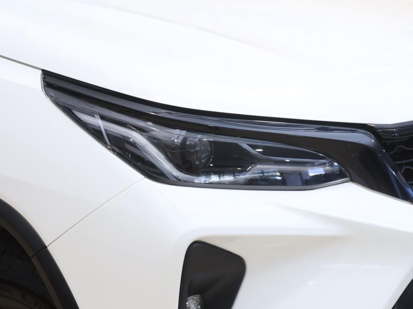 2025 Toyota Fortuner 2.4GD-6 4x4 image 3